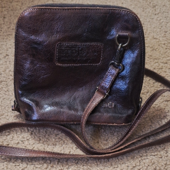 BEDlSTU Ventura Leather Crossbody Bag - Picture 5 of 13